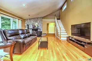 36 Old Barnabas Rd, Woodbridge, CT 06525 - Photo 8
