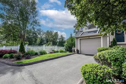 212 Algonquin Trail #212, Trumbull, CT 06611 - Photo 24