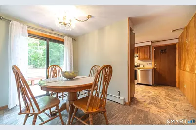 33 Case Circle, Haddam, CT 06441 - Photo 8