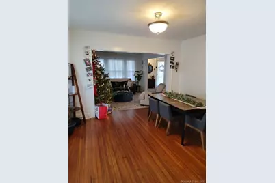 35 Circular Avenue, Bridgeport, CT 06605 - Photo 16