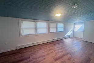 1690 Litchfield Turnpike, Woodbridge, CT 06525 - Photo 12