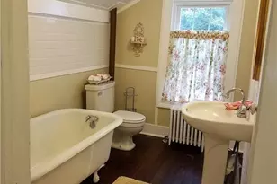 111 North St, Middlebury, CT 06762 - Photo 12
