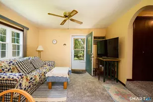 15 Harvester Rd, Fairfield, CT 06825 - Photo 4