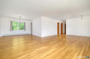 345 Haig Ave, Stamford, CT 06905 - Photo 6