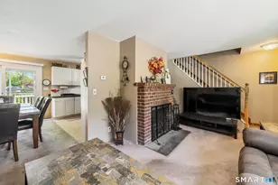 146 Highland Dr, Waterbury, CT 06708 - Photo 4