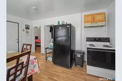 319 Carroll Avenue, Bridgeport, CT 06607 - Photo 12