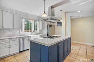 24 Decatur St, Greenwich, CT 06807 - Photo 4