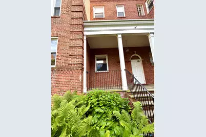 70 Strawberry Hill Avenue #5-2D, Stamford, CT 06902 - Photo 2