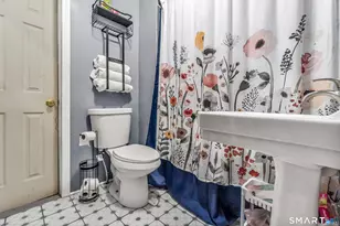 10 Wood St, Waterbury, CT 06704 - Photo 12
