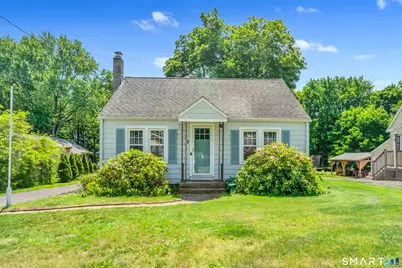 8 Bailey Avenue, Wallingford, CT 06492 - Photo 2