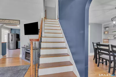 8 Bailey Avenue, Wallingford, CT 06492 - Photo 4