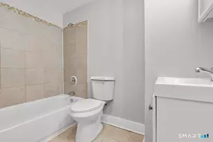 23 Wall St, Waterbury, CT 06705 - Photo 24