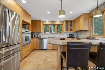 11 Cambridge Court East, Old Saybrook, CT 06475 - Photo 8