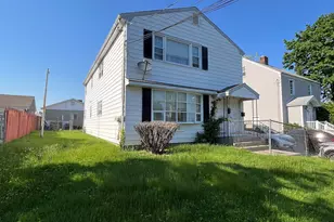 200 Robin St, Bridgeport, CT 06606 - Photo 2