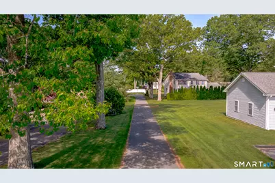 261 Spring Road, North Haven, CT 06473 - Photo 6