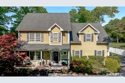 261 Spring Road, North Haven, CT 06473 - Photo 2
