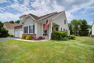3 Wadsworth Ln, Cheshire, CT 06410 - Photo 2