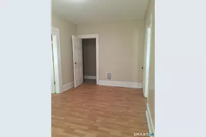 137 Sherwood Avenue, Bridgeport, CT 06605 - Photo 10