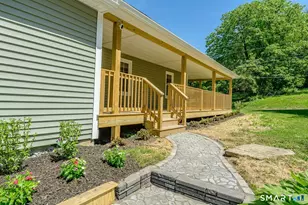 193 E Franklin St, Killingly, CT 06239 - Photo 8