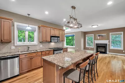 3 Arrowhead Trail, Waterford, CT 06385 - Photo 4