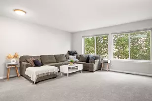 1611 Washington Blvd, Stamford, CT 06902 - Photo 4