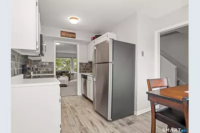 1611 Washington Boulevard #2, Stamford, CT 06902 - Photo 12
