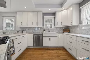 1 Maltby St, Branford, CT 06405 - Photo 18