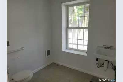 33 William Street #A, Danbury, CT 06810 - Photo 6