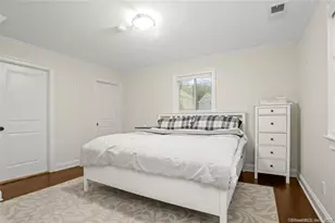 10 Harvann Rd, Norwalk, CT 06850 - Photo 12