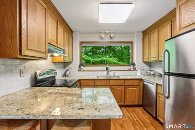 31 Cortland Drive, New Milford, CT 06776 - Photo 10