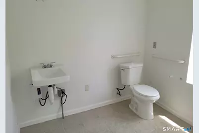 33 William Street #B, Danbury, CT 06810 - Photo 6