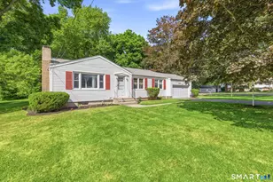 852 Brookside Dr, Orange, CT 06477 - Photo 4