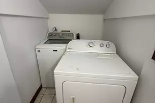 239 Hollister St, Stratford, CT 06615 - Photo 10