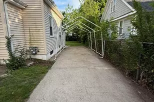 239 Hollister St, Stratford, CT 06615 - Photo 8