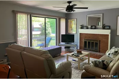 343 Heritage Village #D, Southbury, CT 06488 - Photo 6