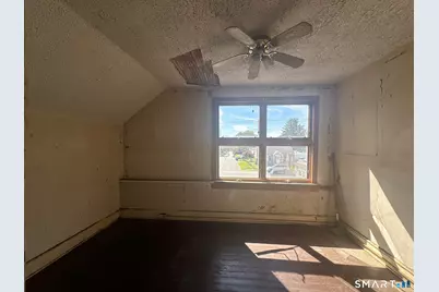 148 North Bishop Avenue, Bridgeport, CT 06610 - Photo 22