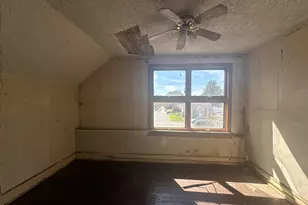 148 N Bishop Ave, Bridgeport, CT 06610 - Photo 22