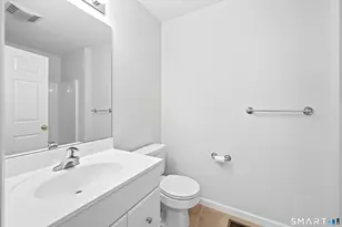176 Julia Ct, Newtown, CT 06482 - Photo 20