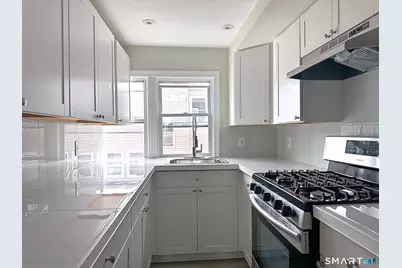 13 Bartlett Street #2nd Floor, New Britain, CT 06051 - Photo 4