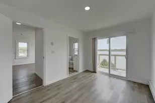 41 E High St, East Hampton, CT 06424 - Photo 8