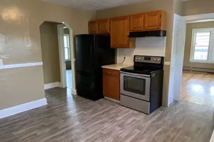 72 Berry St, Torrington, CT 06790 - Photo 8