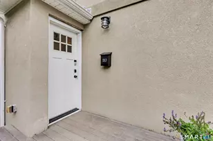 110 Lakeview Terrace, New Haven, CT 06515 - Photo 2
