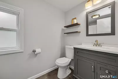 110 Lakeview Terrace, New Haven, CT 06515 - Photo 26