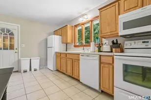 23 Ridgecrest Rd, Wallingford, CT 06492 - Photo 10