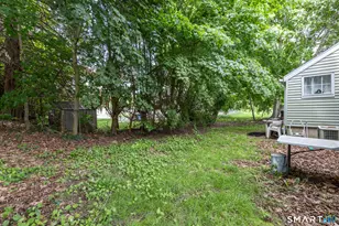 17 Elijah St, Norwich, CT 06360 - Photo 8