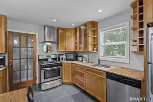 17 Elijah St, Norwich, CT 06360 - Photo 14