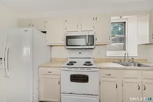50 Victory St, Stamford, CT 06902 - Photo 8