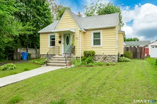 30 Donald Terrace, Waterbury, CT 06705 - Photo 2