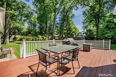 98 Colony Road, West Hartford, CT 06119 - Photo 38