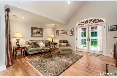 274 Valleyview Road, Fairfield, CT 06824 - Photo 16